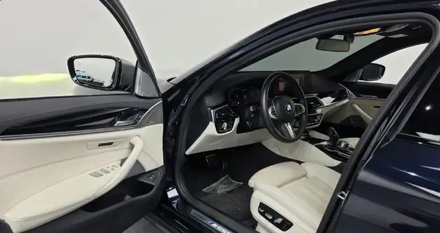 BMW 5 SERIES 2022