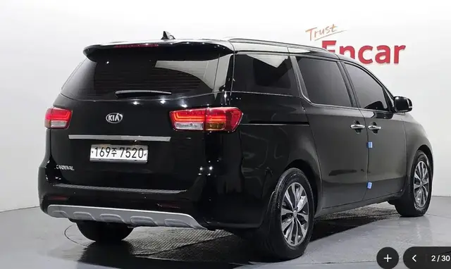 KIA CARNIVAL LUXURY 2018
