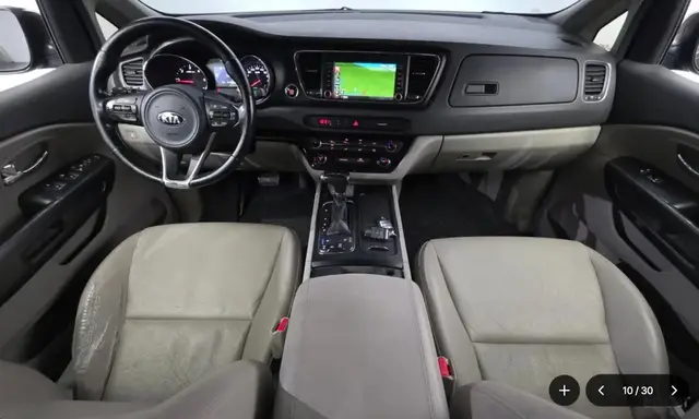 KIA CARNIVAL LUXURY 2018