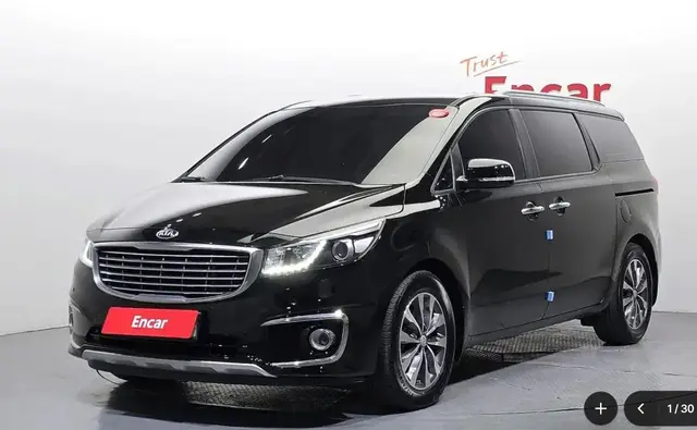 KIA CARNIVAL LUXURY 2018