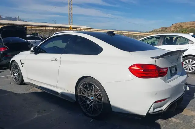 BMW M4 2016