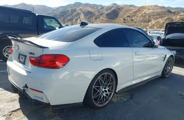 BMW M4 2016