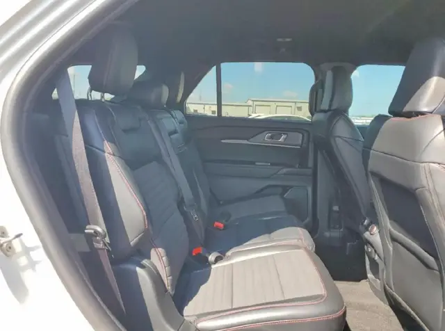 FORD EXPLORER ST-LINE 2 2025