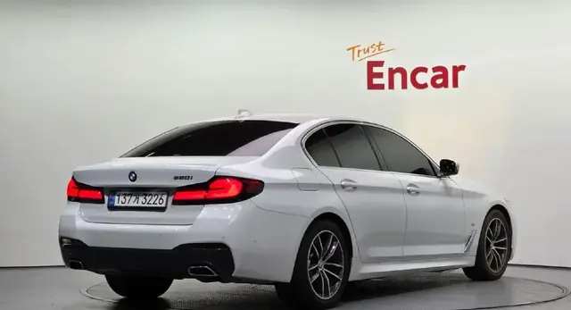 BMW 5 SERIES 2022