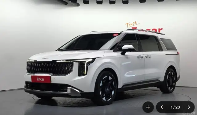 KIA CARNIVAL SIGNATURE 2023