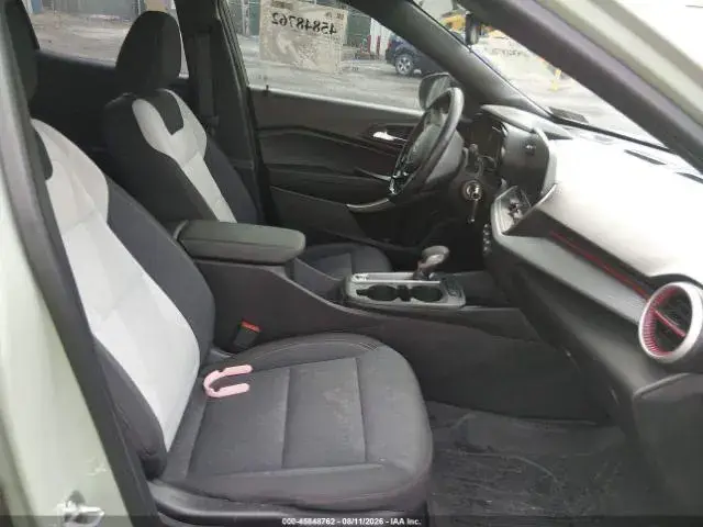 CHEVROLET TRAX FWD 1RS 2024