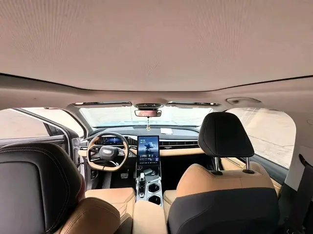 GEELY BOYUE L PREMIUM 2023