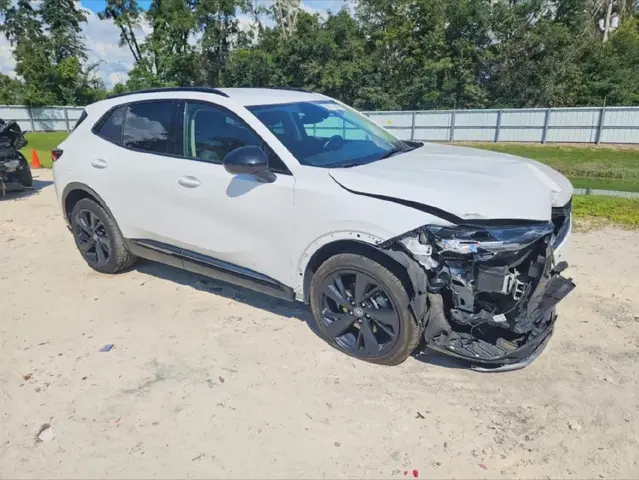 BUICK ENVISION ESSENCE 2022