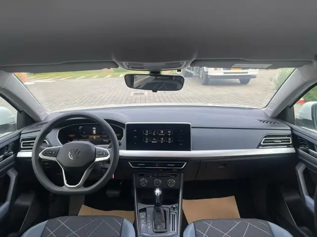 VOLKSWAGEN LAVIDA 2023