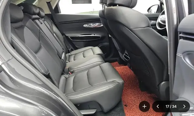 GENESIS GV70 2023