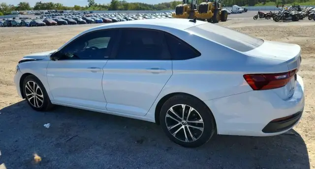 VOLKSWAGEN JETTA SPORT 2023