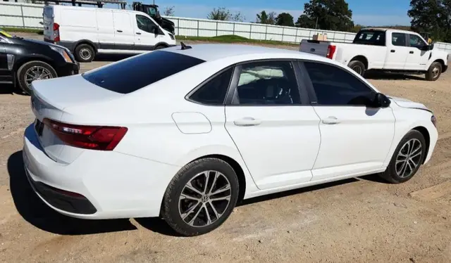 VOLKSWAGEN JETTA SPORT 2023