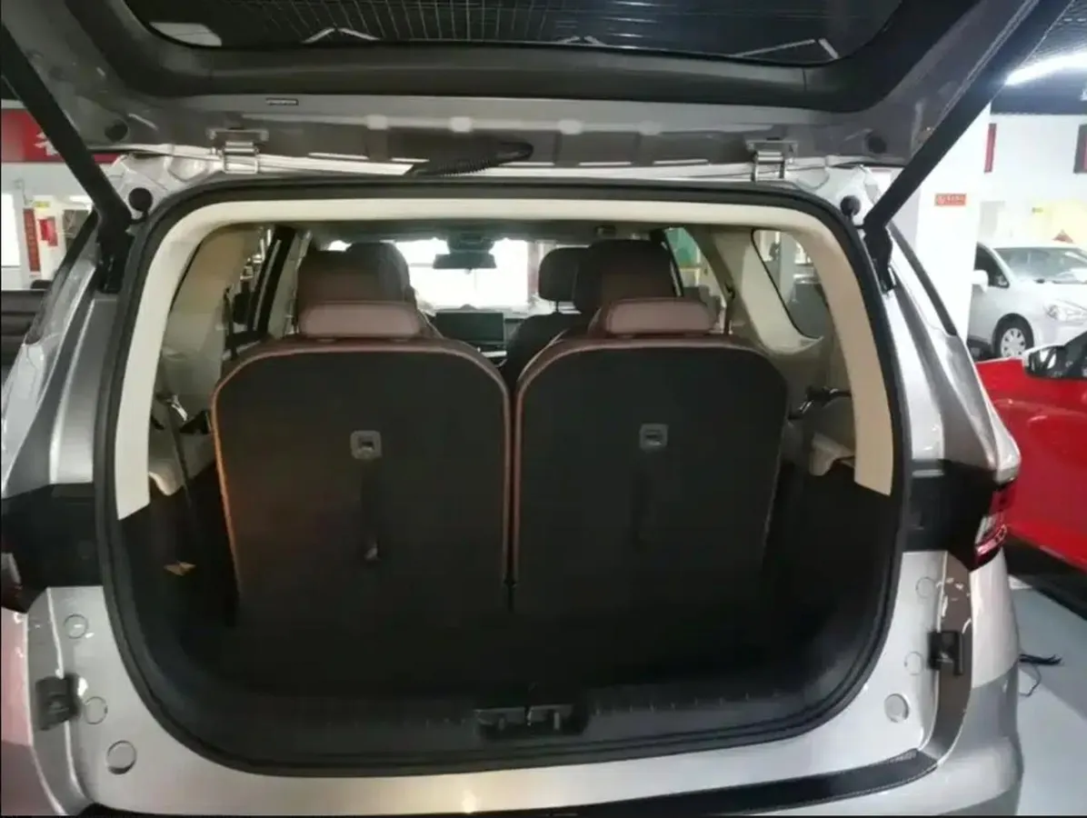 GEELY JIAJI PREMIUM 2022