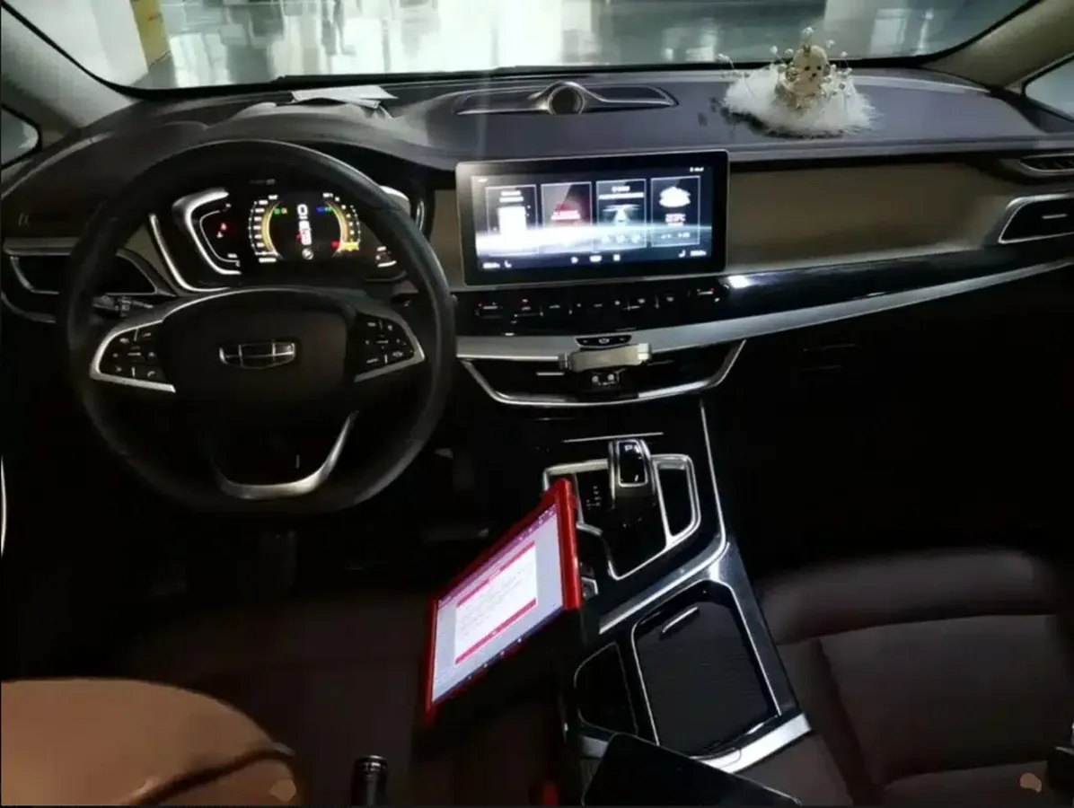 GEELY JIAJI PREMIUM 2022