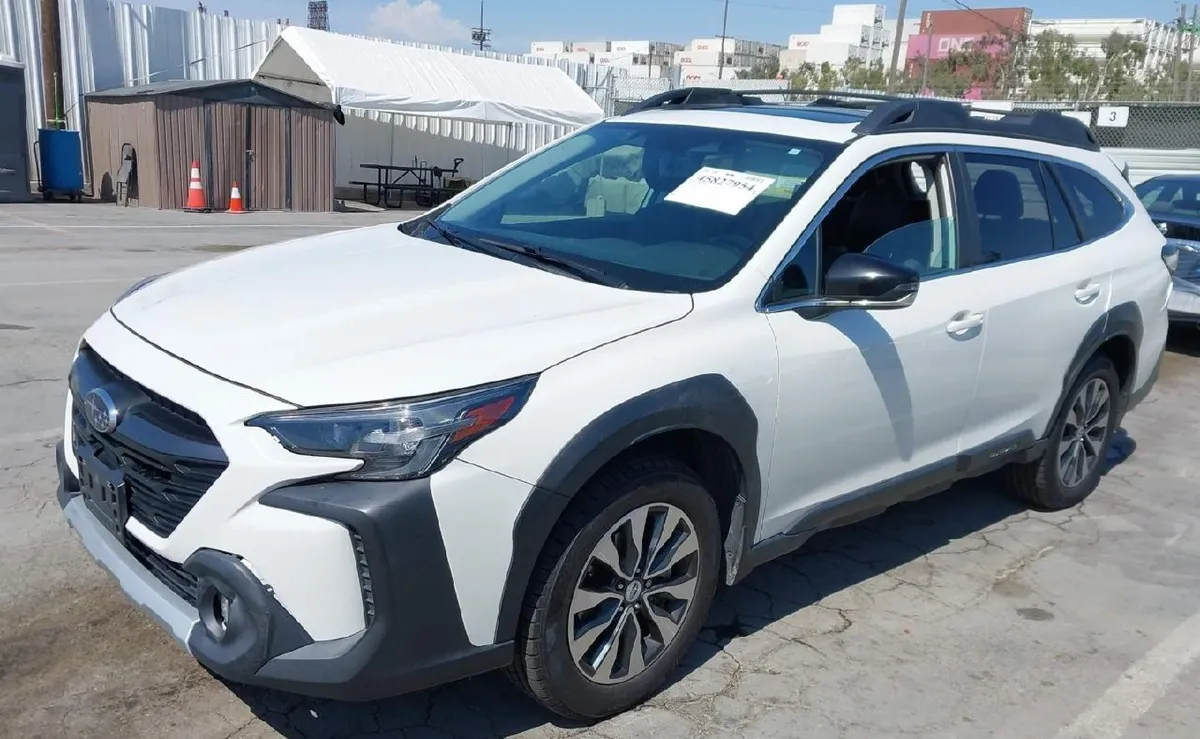 SUBARU OUTBACK LIMITED 2023