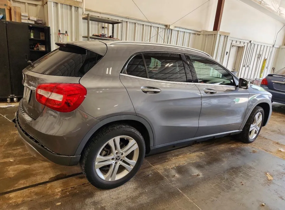 MERCEDES-BENZ GLA 4MATIC 2019