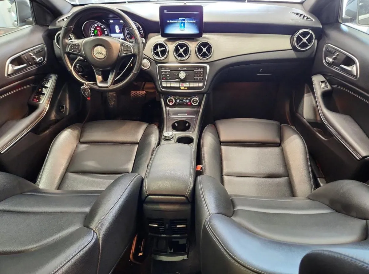 MERCEDES-BENZ GLA 4MATIC 2019
