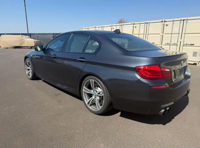 BMW M5 2013