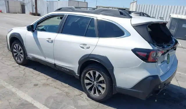 SUBARU OUTBACK LIMITED 2023