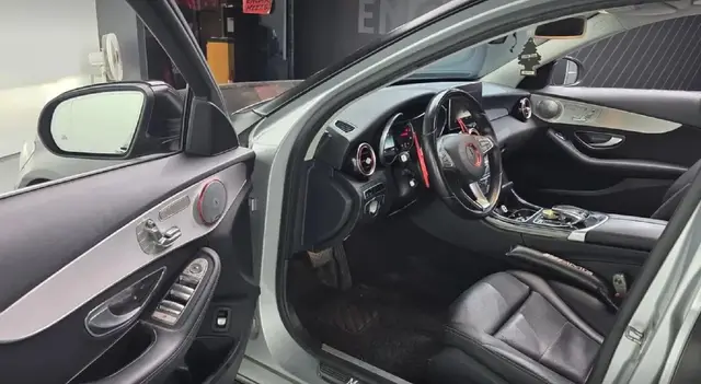 MERCEDES-BENZ C220 D 2016