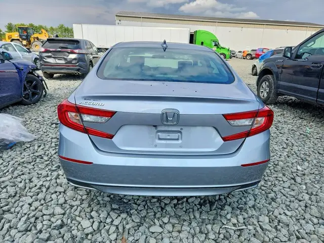 HONDA ACCORD LX. СОВРЕМЕННАЯ СВЕТОДИОДНАЯ ОПТИКА КОМПЛЕКС СИСТЕМ БЕЗОПАСНОСТИ HONDA SENSING (АДАПТИВНЫЙ КРУИЗ-КОН 2022