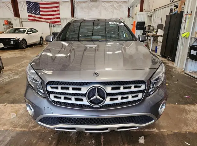 MERCEDES-BENZ GLA 4MATIC 2019